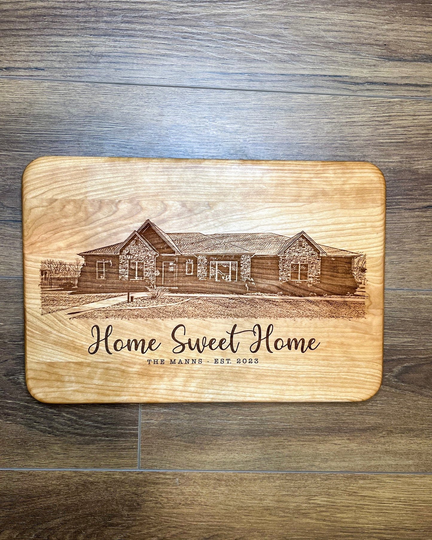 Custom Cutting Boards | Personalized Wooden Cutting Boards for Gifts & Home