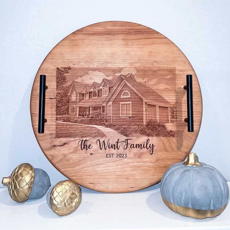 Personalized 15-inch round cherry tray engraved with a custom house portrait and family name